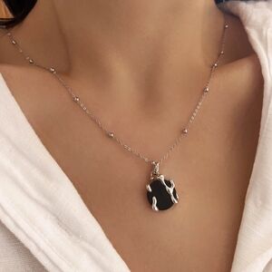 NWB A7 Sterling Silver Round Onyx White Gold Necklace